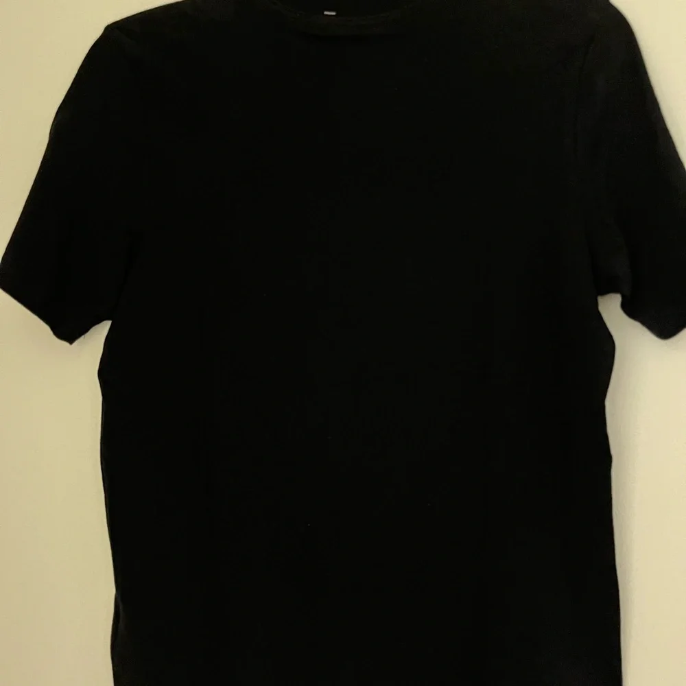 Adidas New Teen Tee shirt! - Picture 3 of 3